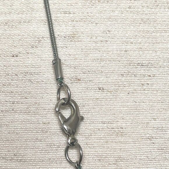 Long black and Pearl necklace - Picture 6 of 7